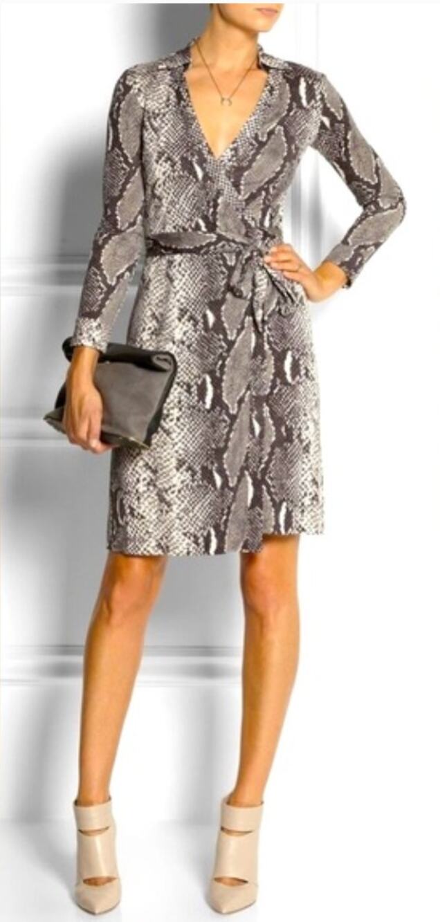 Diane Von Furstenberg Iconic Silk Jeanne Wrap Dress in Gray Python Print Size 4